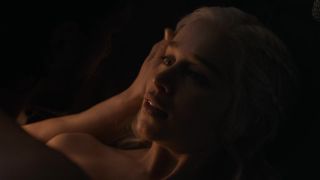 Blond Emilia Clarke - Game of Thrones s07e07 (2017) Big Natural Tits