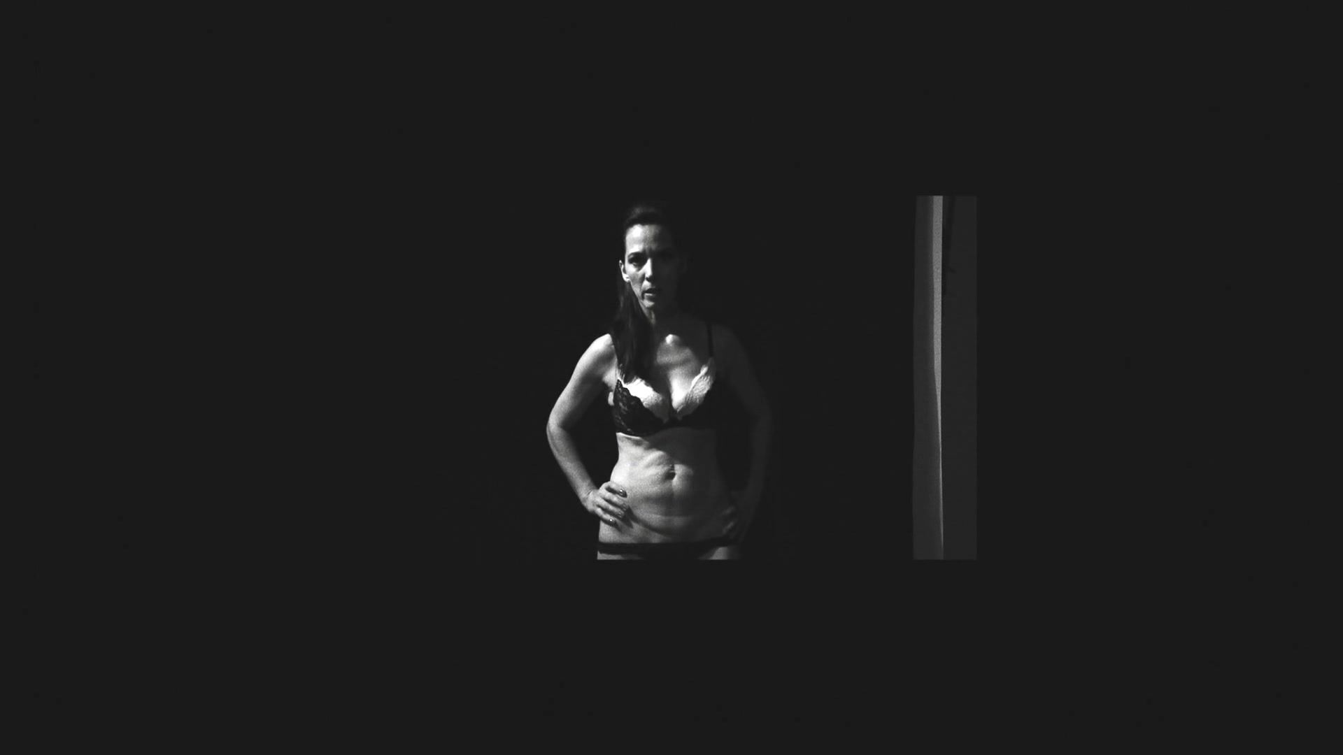 Webcamsex Briana Evigan, Kerry Norton ‘ToY (2015)’ Full HD 1080 (Sex, Nude, Bush)_02 Hot Naked Women