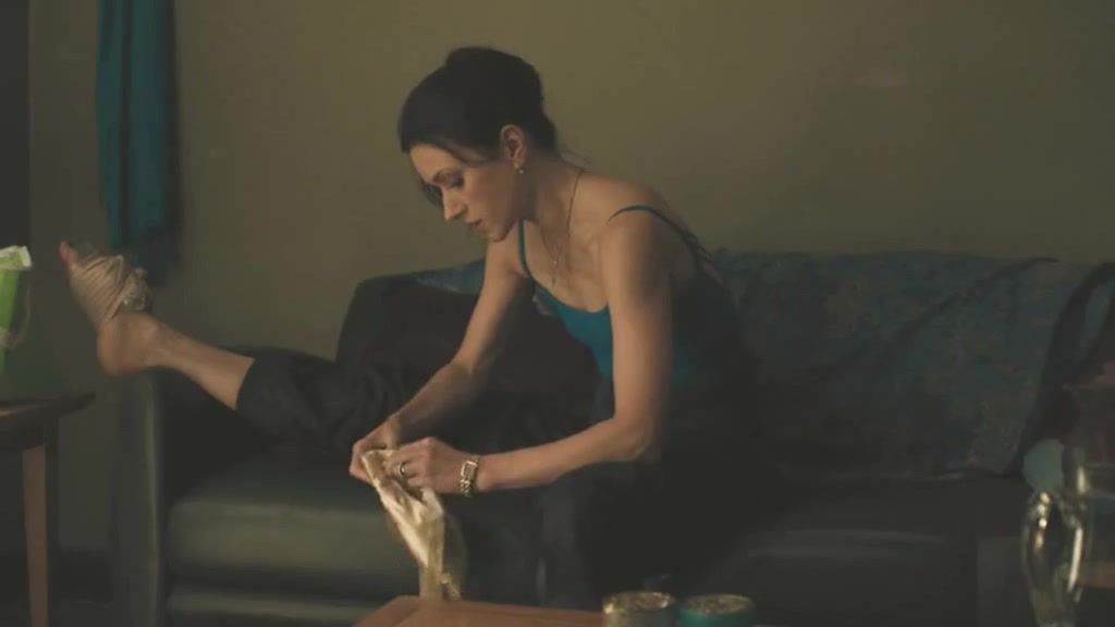 Lesbo Irina Dvorovenko, Raychel Diane Weiner, Sarah Hay ‘Flesh & Bone S01E07-08 (2015)’ (Tits) Khmer