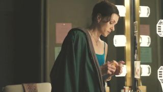 Dirty Roulette Irina Dvorovenko, Raychel Diane Weiner, Sarah Hay ‘Flesh & Bone S01E07-08 (2015)’ (Tits) Pissing