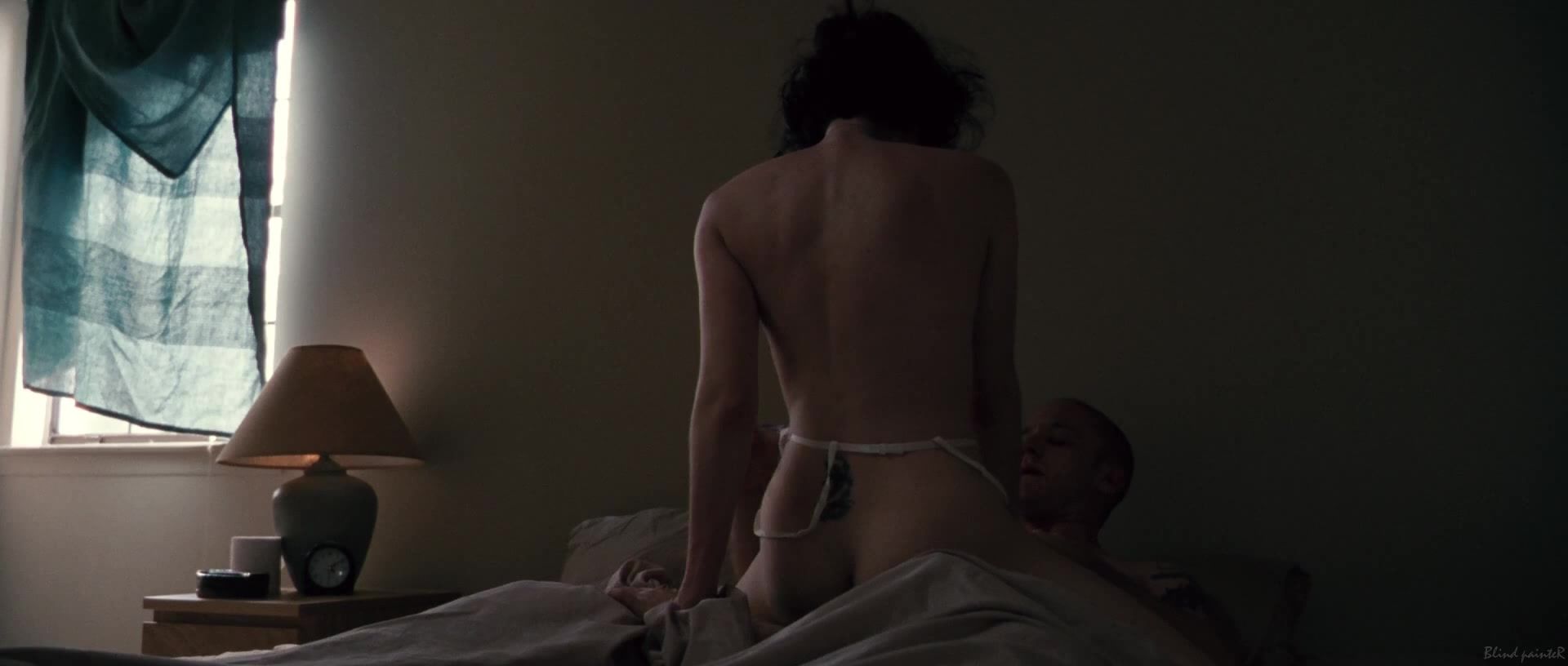 Nylon Sex video Jena Malone, Lisa Joyce nude - The Messenger (2009) Panocha - 1