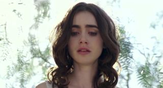 Doujin-Moe Sex video Lily Collins nude - To The Bone (2017) Tattooed