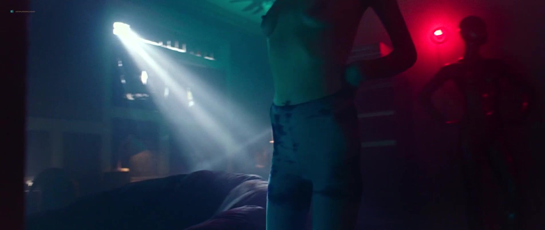 Tan Sex video Helena Mattsson nude - The Persian Connection (2016) Gay Facial - 2