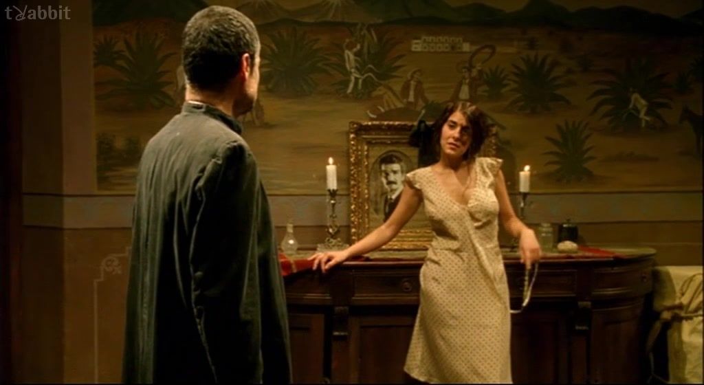 First Sex video Gabriela Canudas naked - Otilia Rauda (2001) TrannySmuts