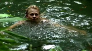 Strapon Sex video Isabell Gerschke nude - Fluss des Lebens - Verloren am Amazonas (2013) Cuckolding