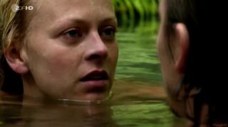 FreeAnalToons Sex video Isabell Gerschke nude - Fluss des Lebens - Verloren am Amazonas (2013) Bisex