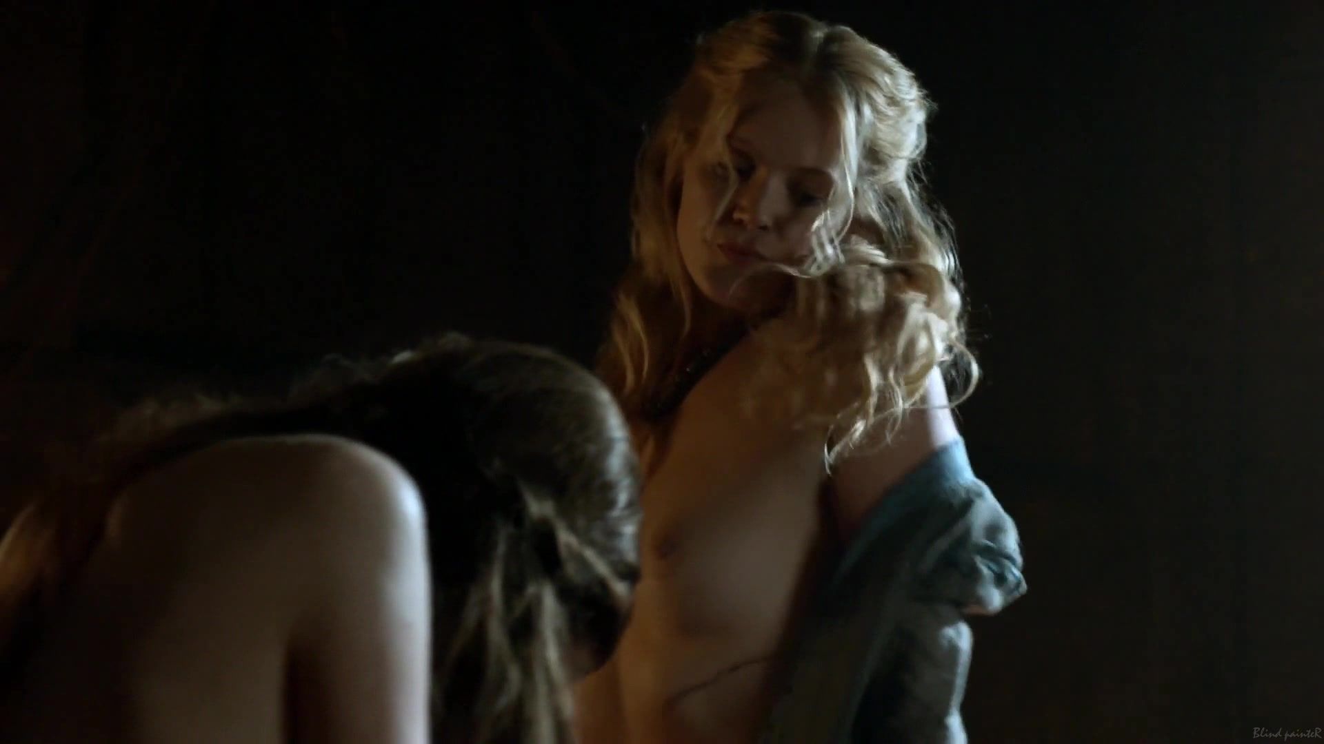 Bald Pussy Sex video Charlotte Hope, Stephanie Blacker nude - Game of Thrones S03E07 (2013) Cum Inside - 2