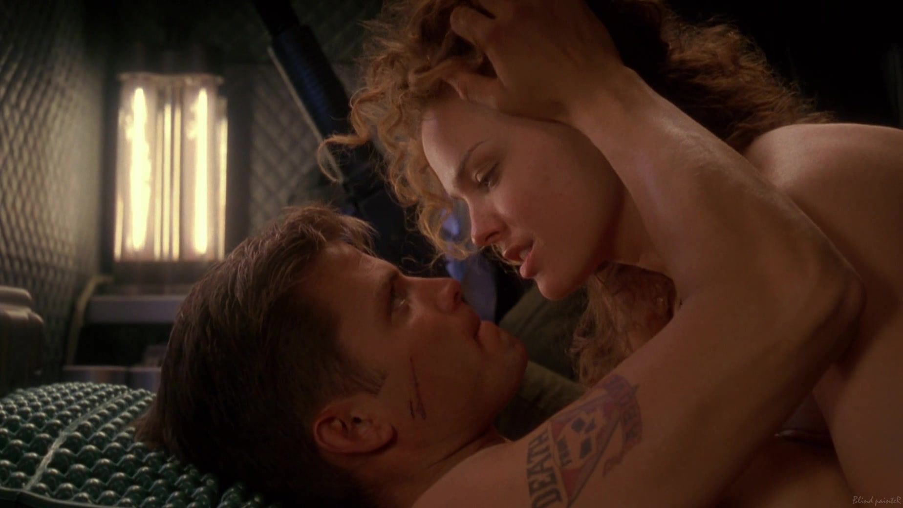 Cum On Ass Sex video Dina Meyer nude - Starship Troopers (1997) Scene - 1