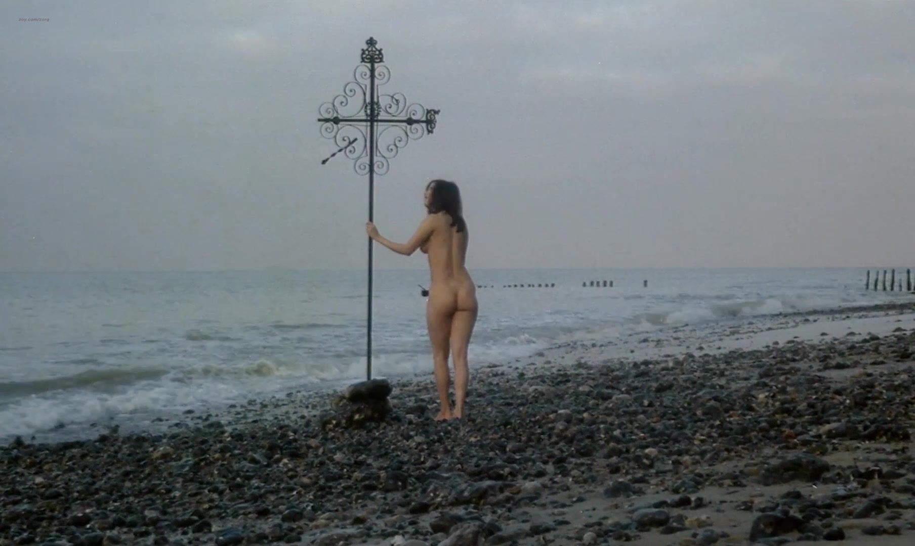 xBabe Sex video Francoise Pascal - La Rose de fer (1973) Naked