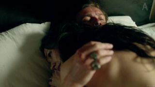 Punished Sex video Louise Barnes & Jessica Parker Kennedy - Black Sails S01E04 (2014) Licking Pussy
