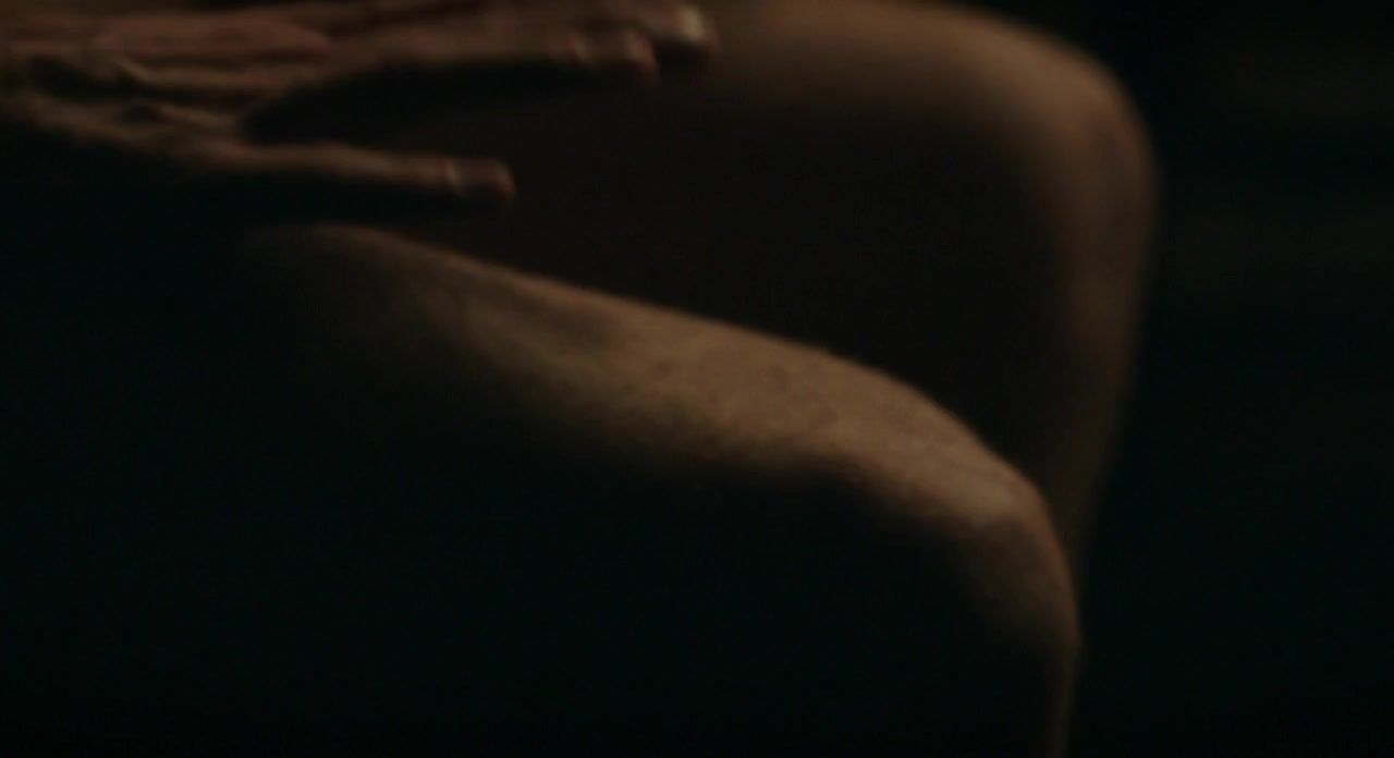 Bra Sex video Ashley Hinshaw - Goodbye to All That (2014) Flagra - 1