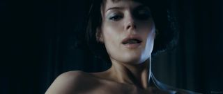 Beeg Sex video Lyubov Tolkalina nude - Zapreshchyonnaya realnost (2009) Metendo