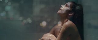 Bathroom Sex video Halle Berry Nude - Frankie Alice (2010) Morocha