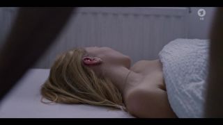 Satin Sex video Alexandra Schmidt - Agonie (2016) Hand