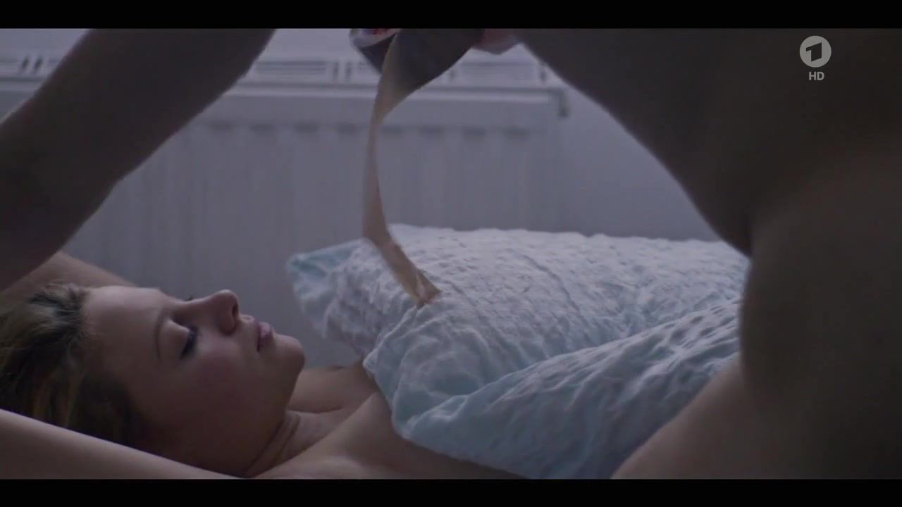 Big Dildo Sex video Alexandra Schmidt - Agonie (2016) Rabo