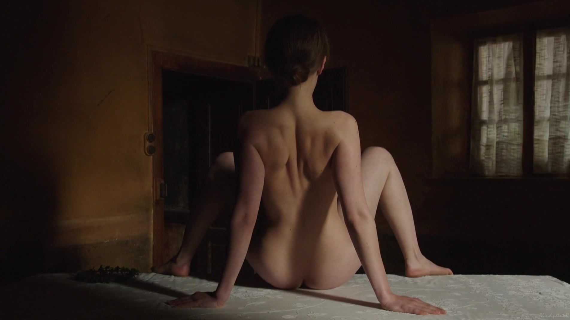 Tease Sex video Diane Rouxel, Nathalie Tetrel nude - Fou D’Amour (2015) AssParade