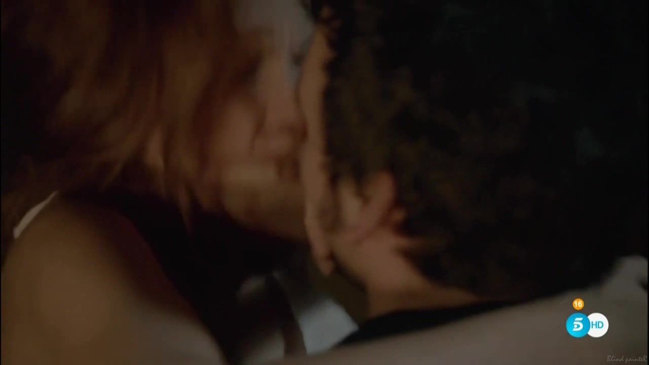 Girl Fucked Hard Sex video Elena Ballesteros nude - B&b, de boca en boca S02E11 (2015) HibaSex - 2