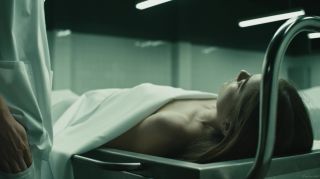 Thick Sex video Alba Ribas nude - El cadaver de Anna Fritz (2015) Storyline