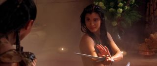 Tori Black Kelly Hu hot – The Scorpion King (2002) Joven