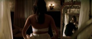 Plug Stephanie Leonidas naked – La fiesta del Chivo (2005) Imlive