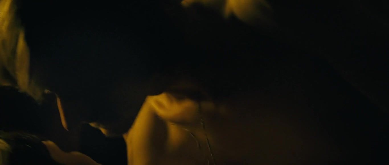 Vip-File Gemma Arterton naked – Three and Out (2008) CzechMassage