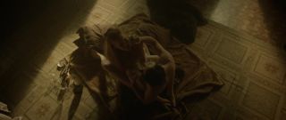 Close Up Jemima West naked – Maison Close s02e07 (2013) Submissive