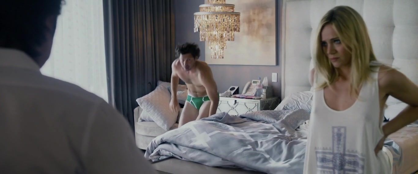 Spycam Katarina Cas naked – Danny Collins (2015) HollywoodGossip