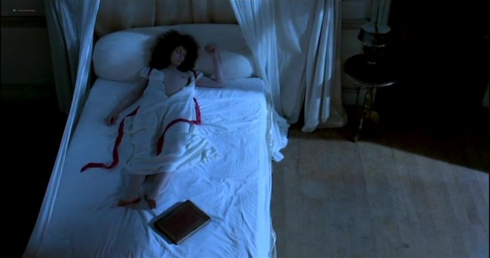 Lezdom Myriam Cyr naked, Natasha Richardson hot, Pascal King naked – Gothic (1986) Putinha - 1