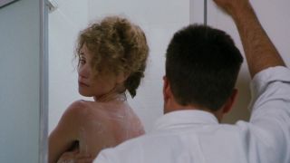Spy Camera Nancy Travis naked, Annabella Sciorra naked – Internal Affairs (1990) Chichona