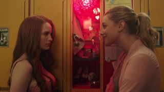Cheating Wife Madelaine Petsch Hot - Riverdale s02e02 (2017) Exposed