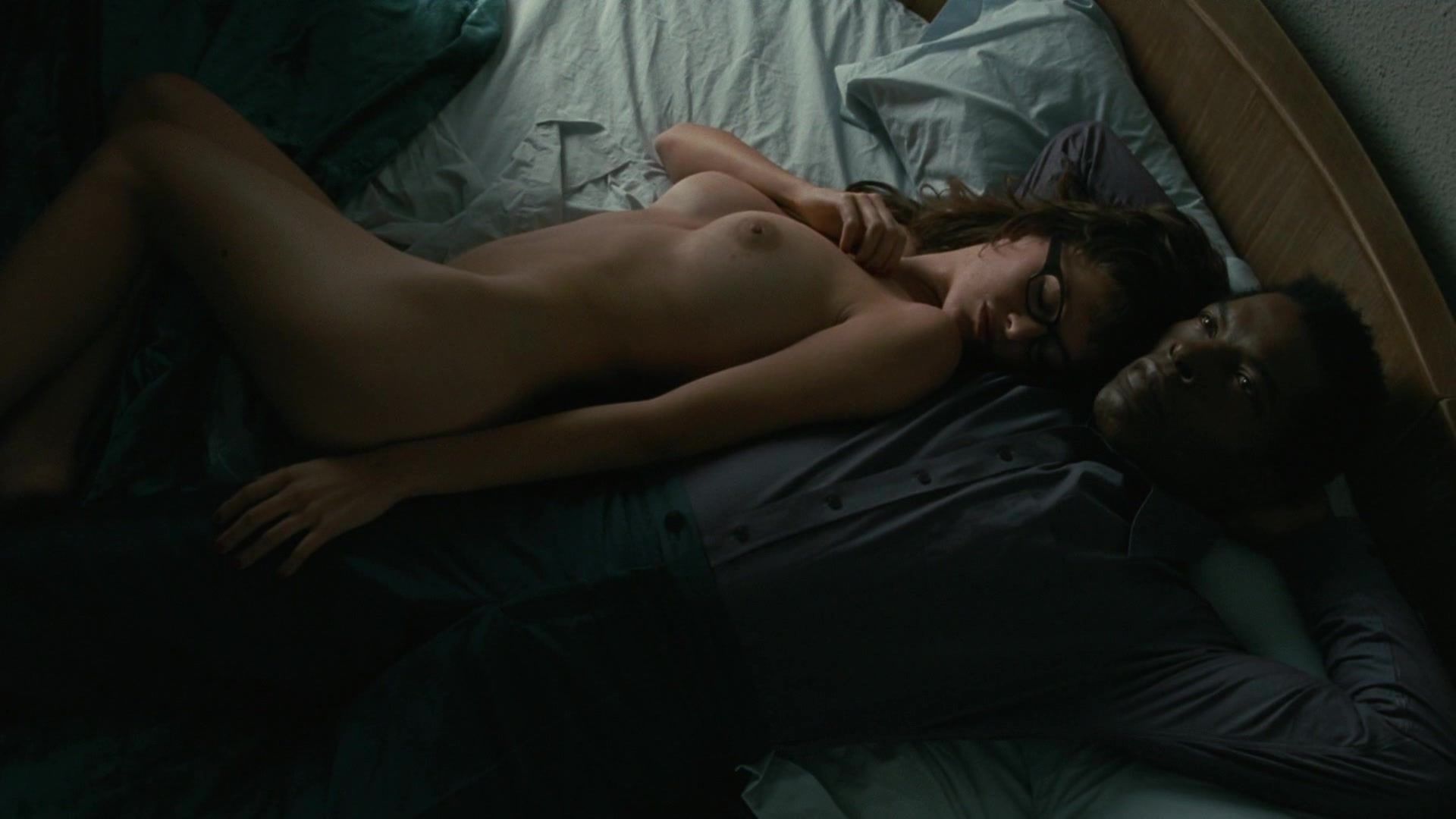 Pussyeating Paz de la Huerta nude - The Limits Of Control (2009) Female Domination - 1