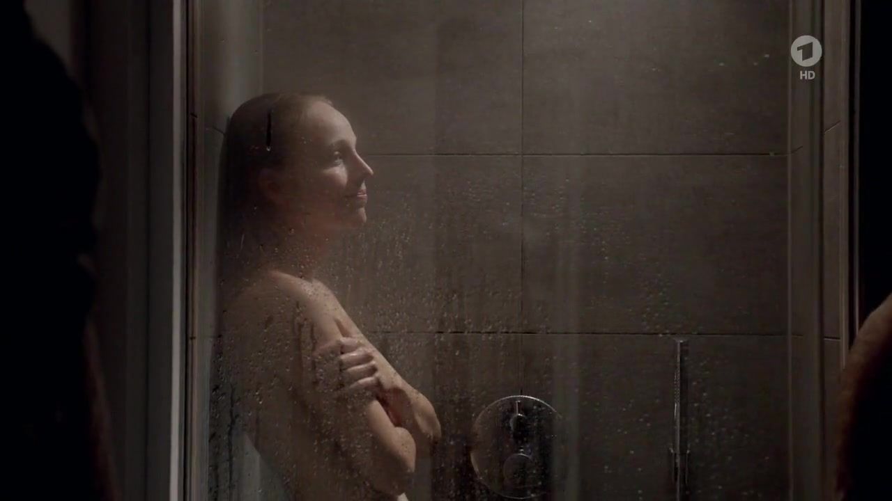 Polla Petra Schmidt-Schaller Naked - Ich war eine gluckliche Frau (2017) Pool - 1