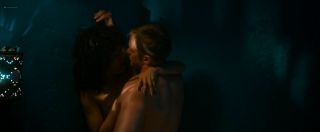 English Tessa Thompson hot, Stephanie Sigman naked – War on Everyone (2016) Beautiful