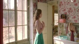 Sapphic Sex Scene Lea Seydoux nude – Roses a credit (2010) Satin