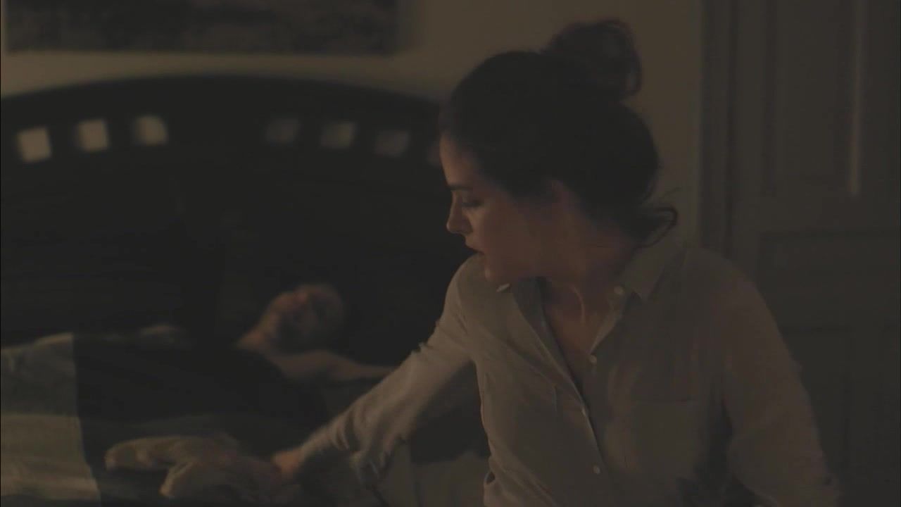 Camgirl Riley Keough - The Girlfriend Experience S01E01 (2016) (Tits, Masturbate) Sloppy Blow Job - 1