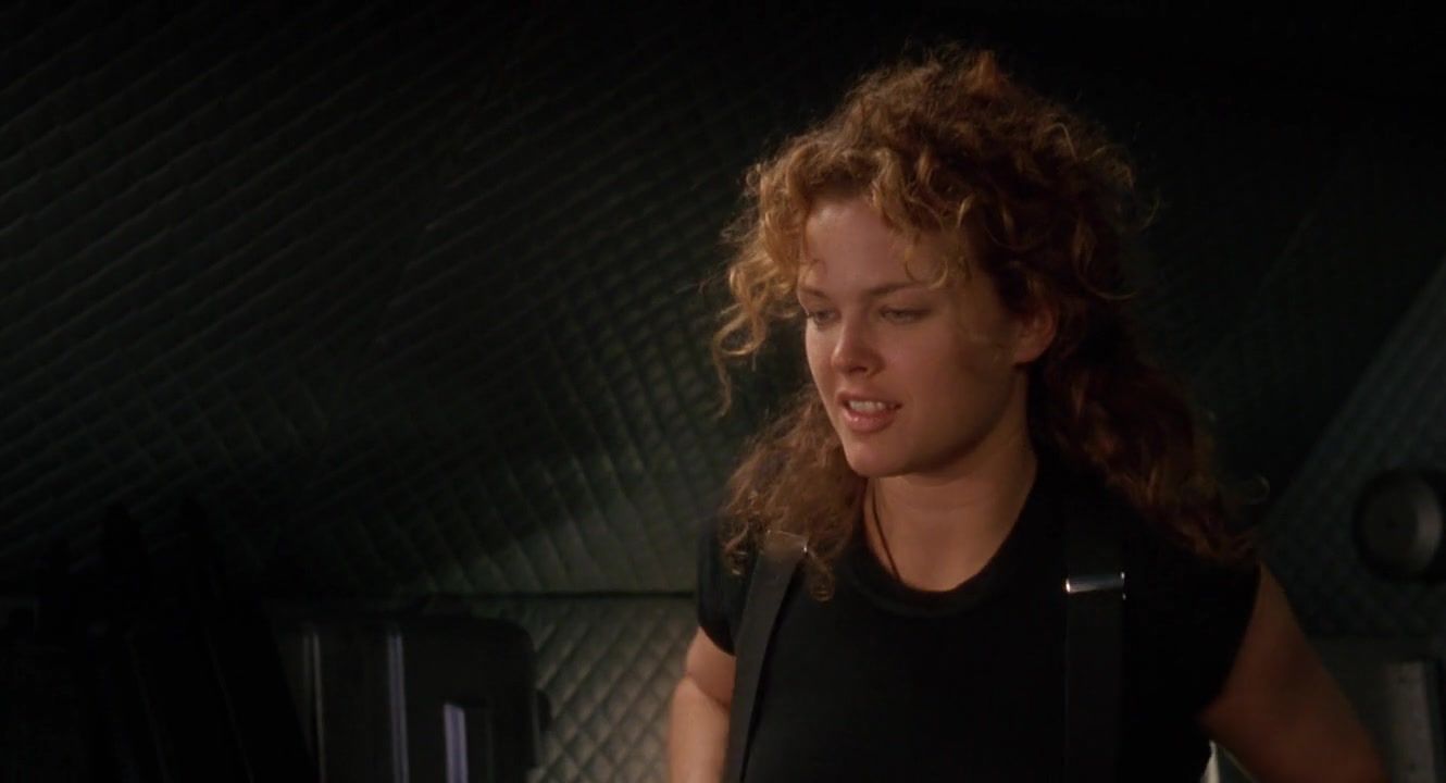 Diamond Kitty Sex Scene Dina Meyer nude – Starship Troopers (1997) Female Domination