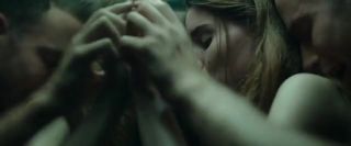 Foot Worship Rooney Mara naked – Una (2016) SexScat