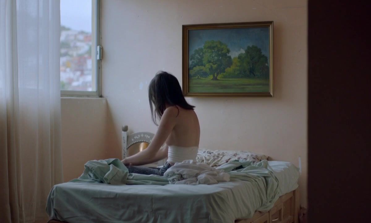 Breeding Topless actress Simone Bucio Nude - La region salvaje (2016) Pendeja