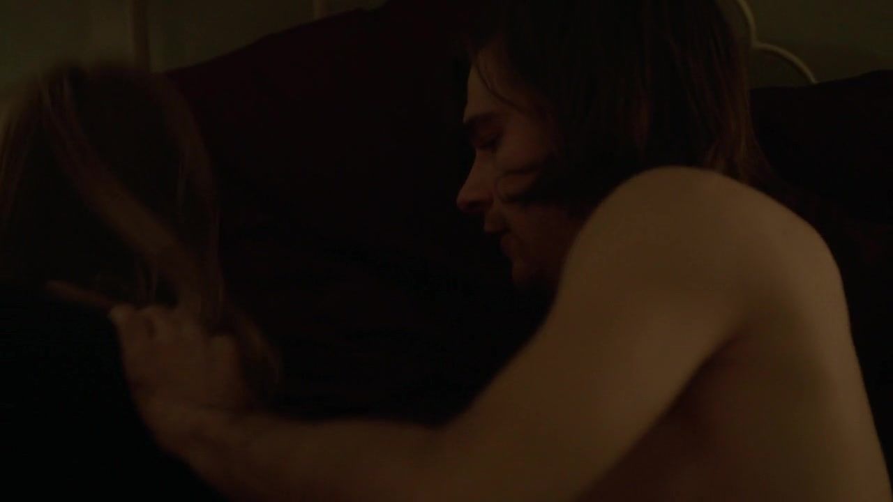 BootyTape Olivia Taylor Dudley hot – The Magicians s01e10 (2016) Brunet - 1