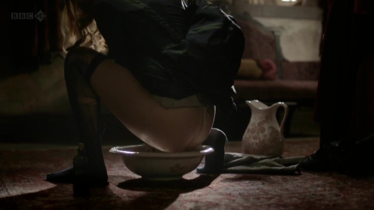 MyEx Topless actress Romola Garai nude – The Crimson Petal and the White (2011) Swing - 1