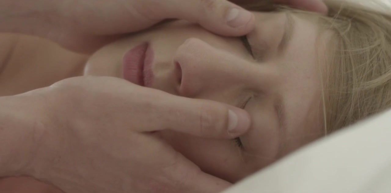 CzechMassage Catherine Jandrain Naked - Amour (2015) Jap - 1