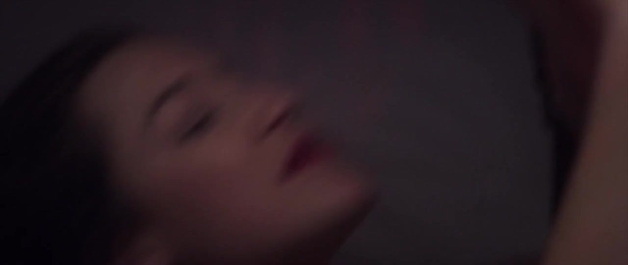 Bucetuda Anne-Sophie Trebel Naked - The Bright Side of Dawn (2017) HD Selfie - 1
