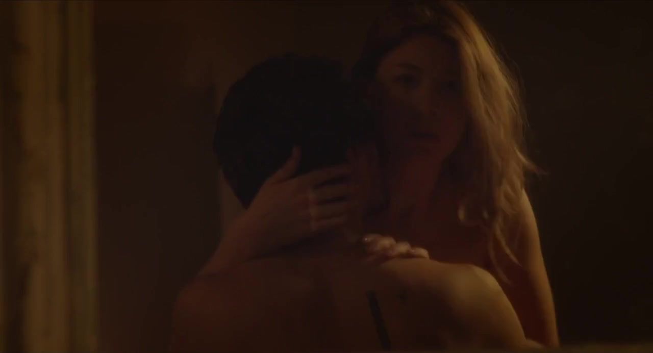 Cameltoe Lesbian celebs sex scene Valentine Caille, Marie-Caroline Le Garrec Nude - Derriere toi (2015) AshleyMadison - 1