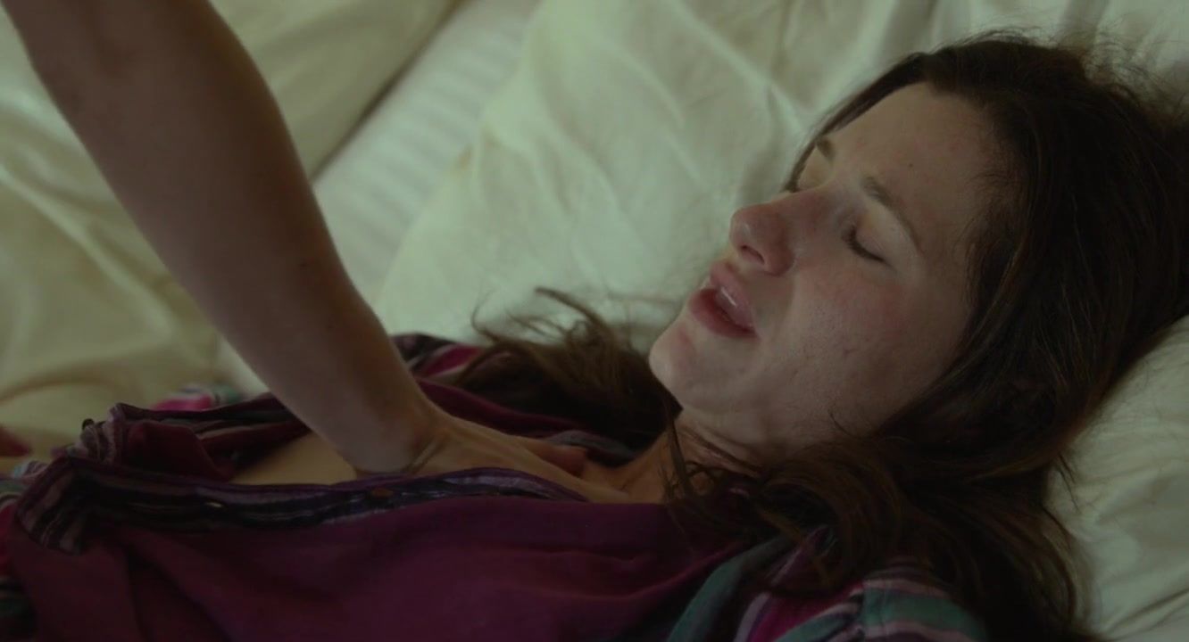 Blowjob Kathryn Hahn naked – Afternoon Delight (2013) Ethnic - 2
