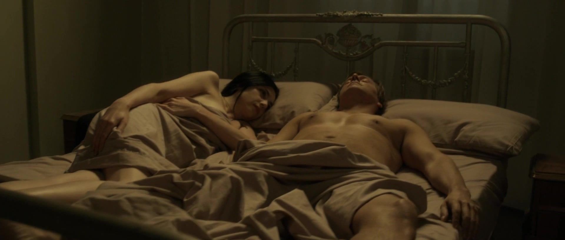 Cumshot Lesbian celebs scene Marta Flich, Veronica Bacorn - Vampyres (2015) Gay Brokenboys