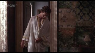 Topless Natasha Richardson nude – The Comfort of Strangers (1990) Teenage Sex