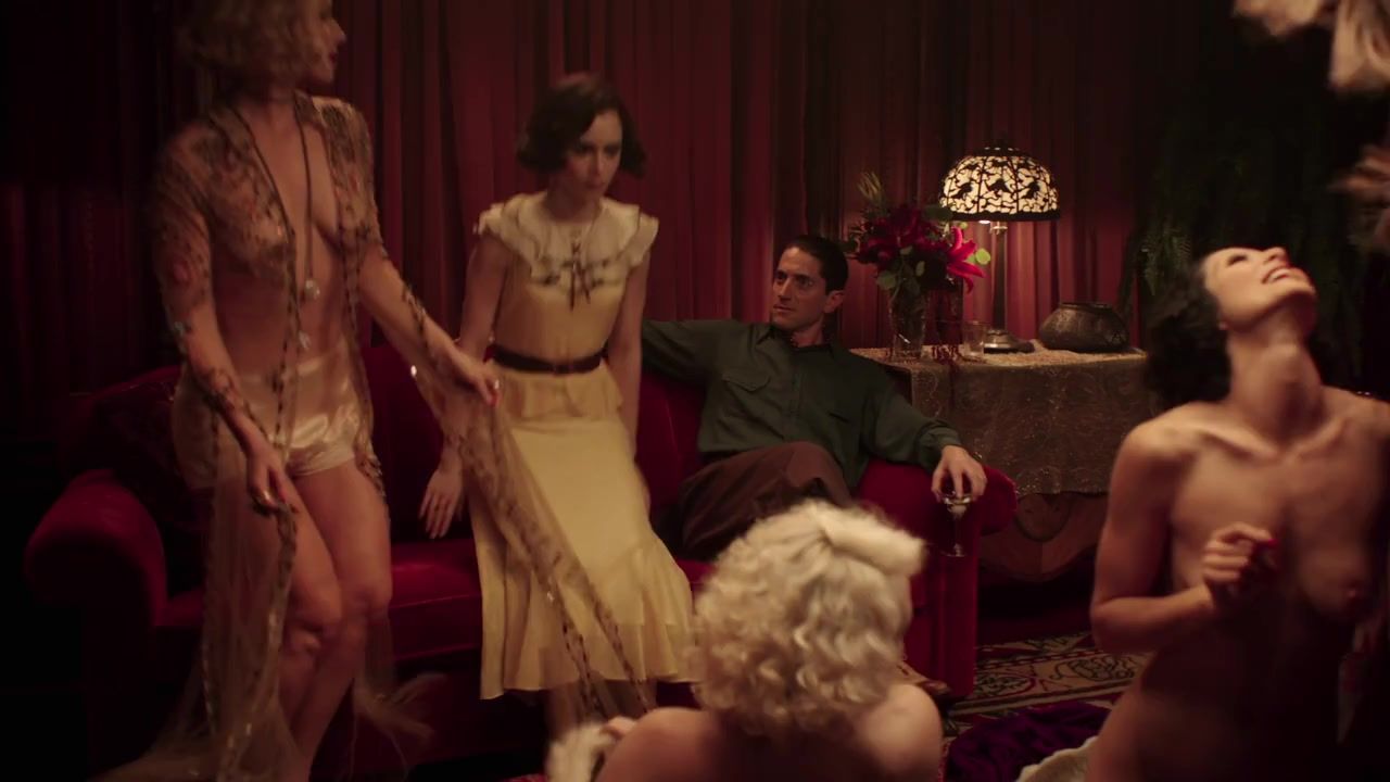 Latin Stefanie von Pfetten, Carina Conti II, Chanon Finley, Sarah French Nude in movie Huge Cock