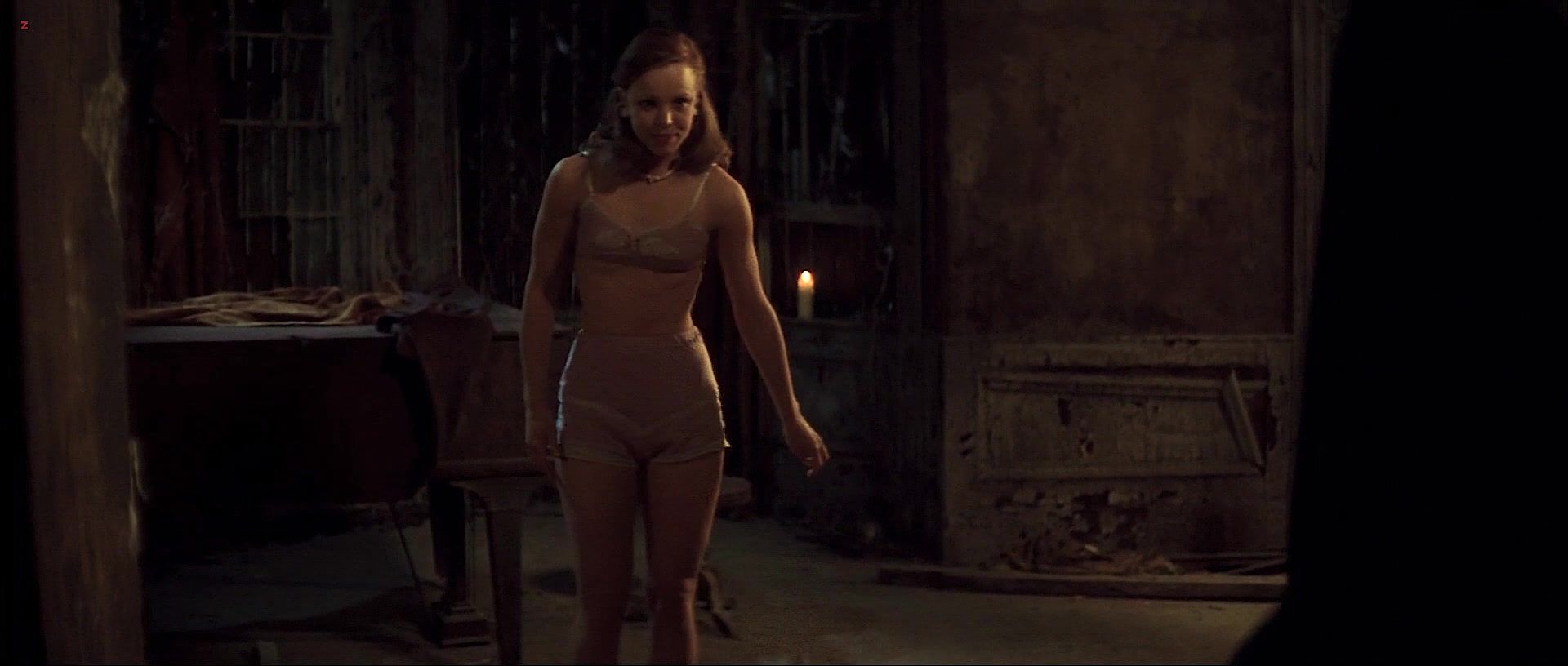 Wild Topless actress Rachel McAdams nude - The Notebook (2004) Brasileiro - 2