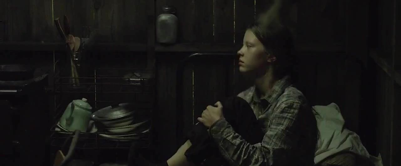 Face Sitting Mia Goth, Olwen Fouere Nude - The Survivalist (2015) Rough