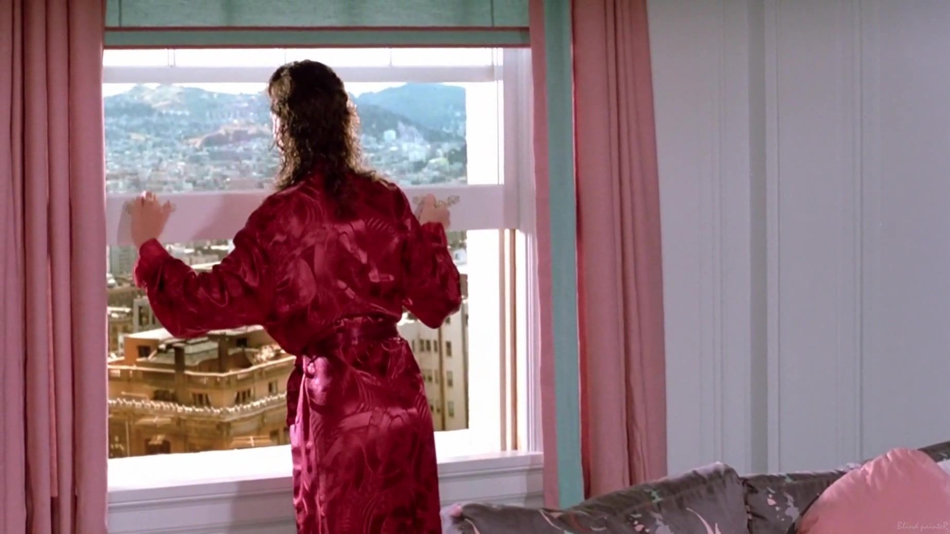 Yuvutu Kelly LeBrock nude - The Woman in Red (1984) Eve Angel